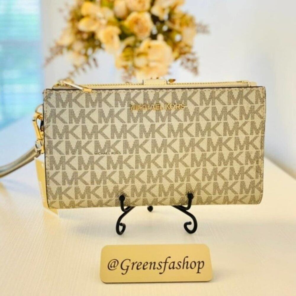 Michael Kors Double Zip Wallet With Wristlet vanilla gold